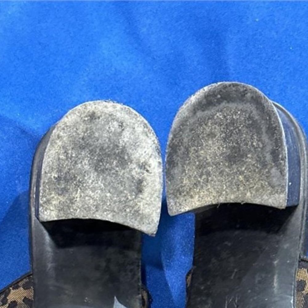 Fendi Vintage Leopard Sandals thongs size 7 - Picture 4 of 4